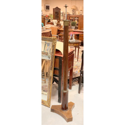 Pied de lampadaire en placage d'acajou s