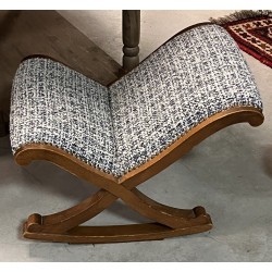 Repose-pied à bascule en bois naturel et