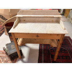 Table de toilette en bois clair, plateau
