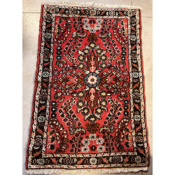 Tapis en laine points noués dans les ton