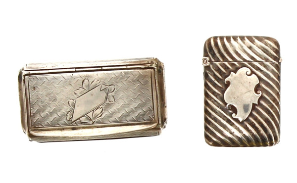 Petite boîte à allumettes en argent, et 