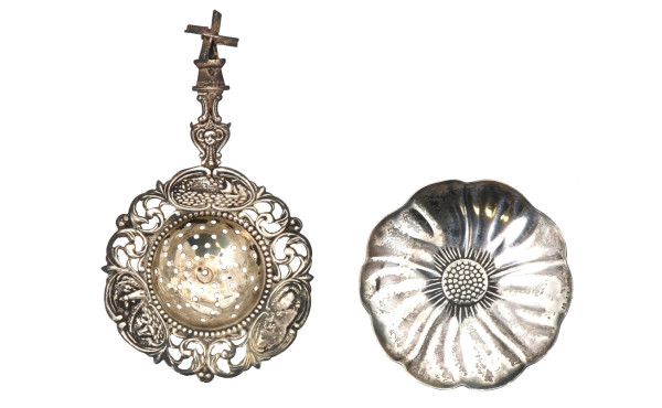 Petite fleur en argent 925ème, poids 31,