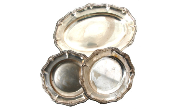 Lot de 3 plats en métal argenté : deux p