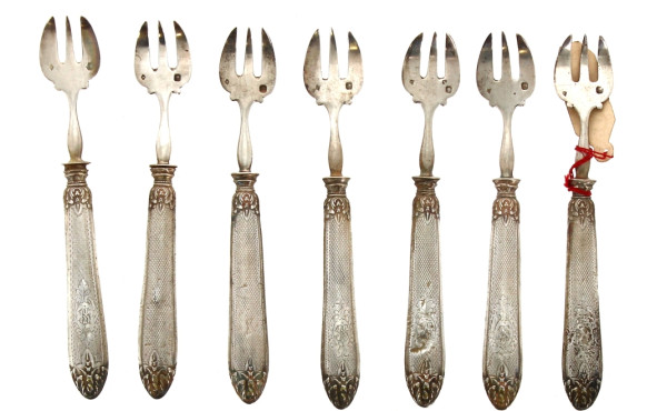 7 fourchettes à huîtres en argent et arg