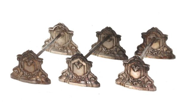 Trois porte-couteaux en argent, poinçon 