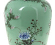 Vase baluste en porcelaine chinoise à dé