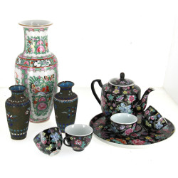 Paire de petits vases anciens en cloison