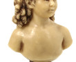 Buste de fillette en cire, base bois, H 