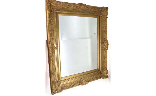 Miroir décoratif dans le goût du XVIIIèm