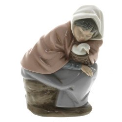 LLADRO, Nao - "Jeune Femme à l'oie", suj