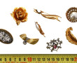 Lot de 8 broches vintages dont plaqué or