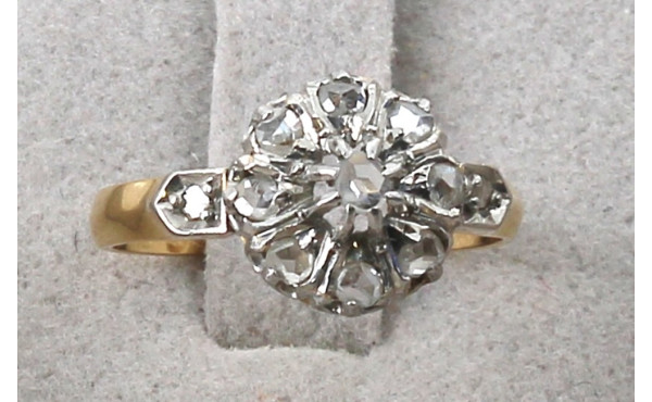 Bague ancienne deux ors 18 cts, poinçon 