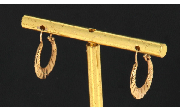 Paire de petites créoles en or jaune 18 