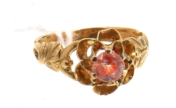 Bague ancienne en or jaune 18 cts sertie