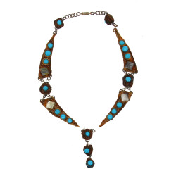 Dans le goût de Line VAUTRIN ou de HENRY