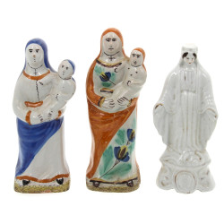 Deux statuettes en faïence figurant une 