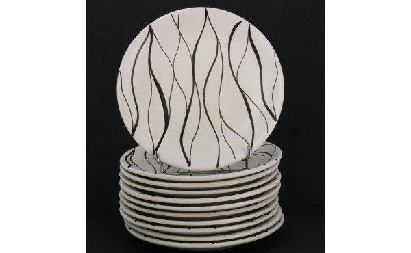 France, Années 60 - 24 assiettes plates 