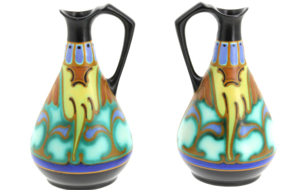 HOLLANDE - Paire de carafons en céramiqu