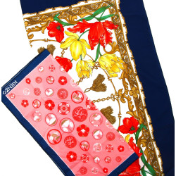 AZZARO ET KENZO - Lot de 2 carrés : un c