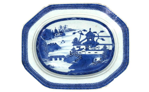 CHINE XIXème - Plat rectangulaire et cre