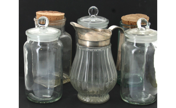3 bocaux avec couvercles en verre : 2 bo
