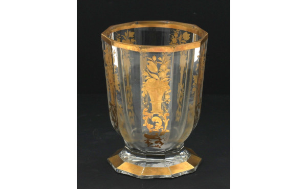 Verre ancien en cristal à pans coupés à 