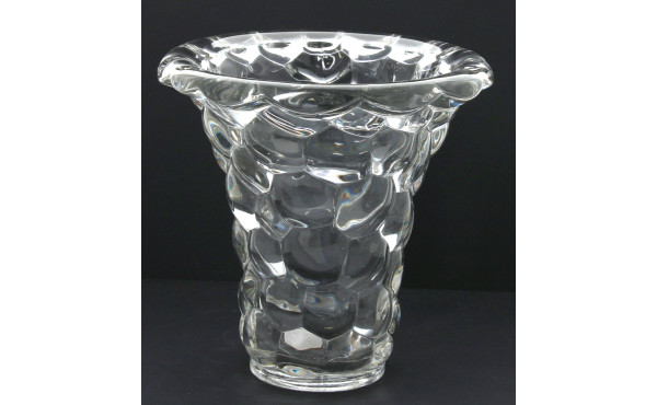 Vase à col évasé en verre moulé, années 