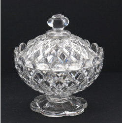 BACCARAT - Bonbonnière couverte en crist