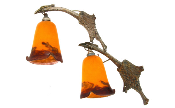 Paire d'appliques à corolles en verre ma