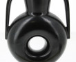 Vase à deux anses, à panse circulaire, e