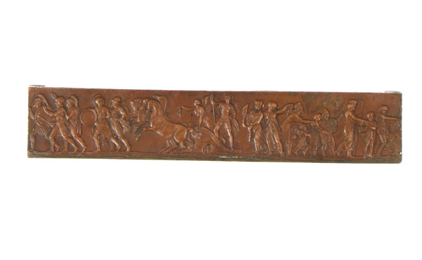 Petite plaque en bronze à patine médaill