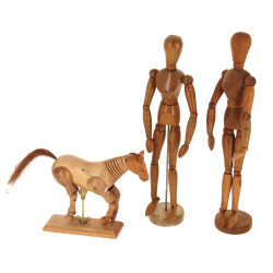 Deux mannequins homme articulé pour le d