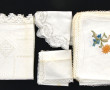Lot de linge ancien dont nappes, serviet