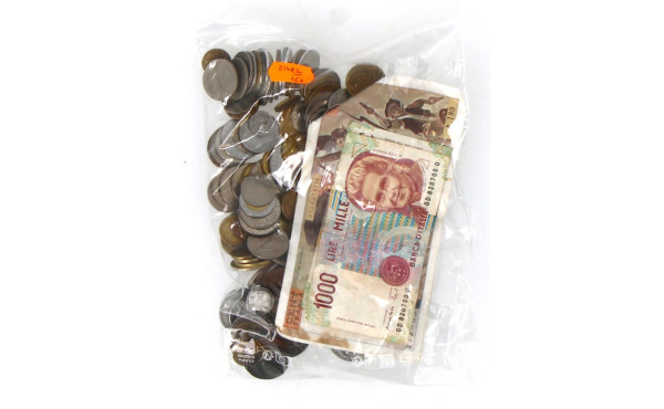 Vrac de monnaies et quelques billets div