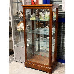Vitrine en merisier vitrée toutes faces,