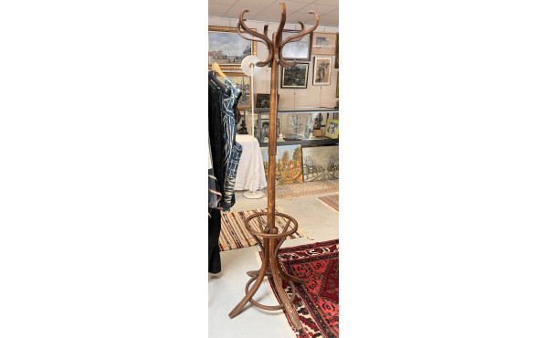 Porte manteaux dit perroquet en bois fon