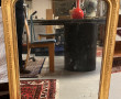 Miroir doré fin XIXe décor de frise à la