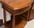 Paire de tables de chevet ouvrant à un t