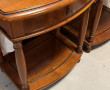Paire de tables de chevet ouvrant à un t