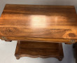 Console en placage de noyer, XIXème, ouv