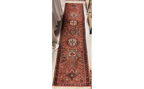 Tapis chemin en laine points noués dans 