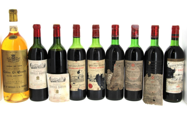 Lot de bouteilles anciennes des années 
