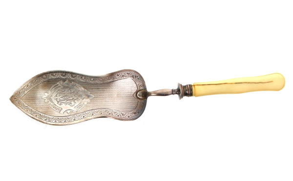 Pelle à tarte en argent poinçonnée Miner