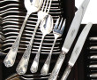 Ménagère en métal argenté de style Louis
