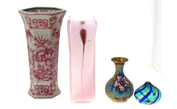 Lot de 4 vases : 2 en verre (H 25 cm et 