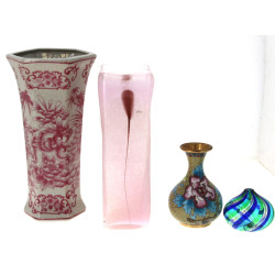 Lot de 4 vases : 2 en verre (H 25 cm et 