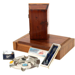 Lot d'objets publicitaires souvenirs: br