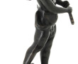 Putti au tambourin, sujet en bronze à pa
