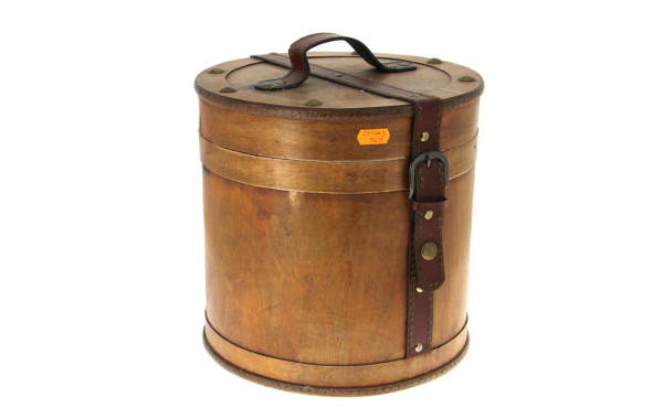 Coffret rond en bois façon boîte à chape