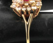 Bague en or jaune 14 cts, sertie d'un ru
